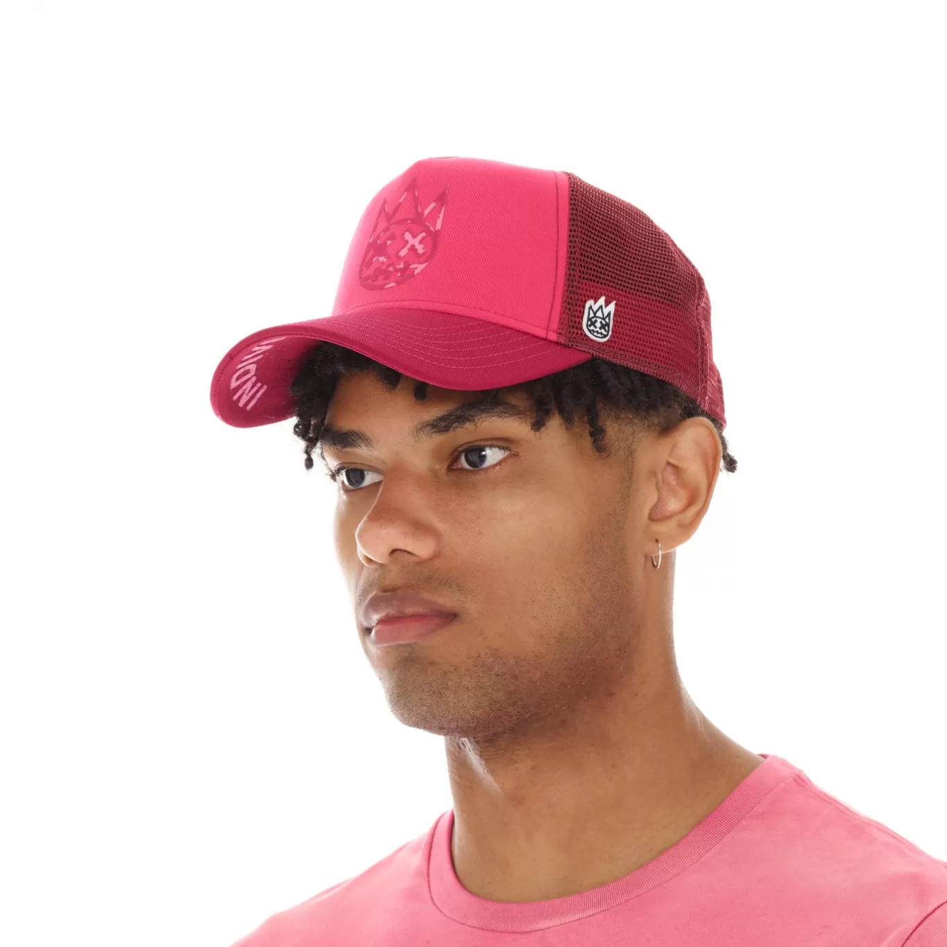 Cult Of Individuality Trucker Hats<CLEAN LOGO MESH BACK TRUCKER CURVED VISOR IN VINTAGE RED