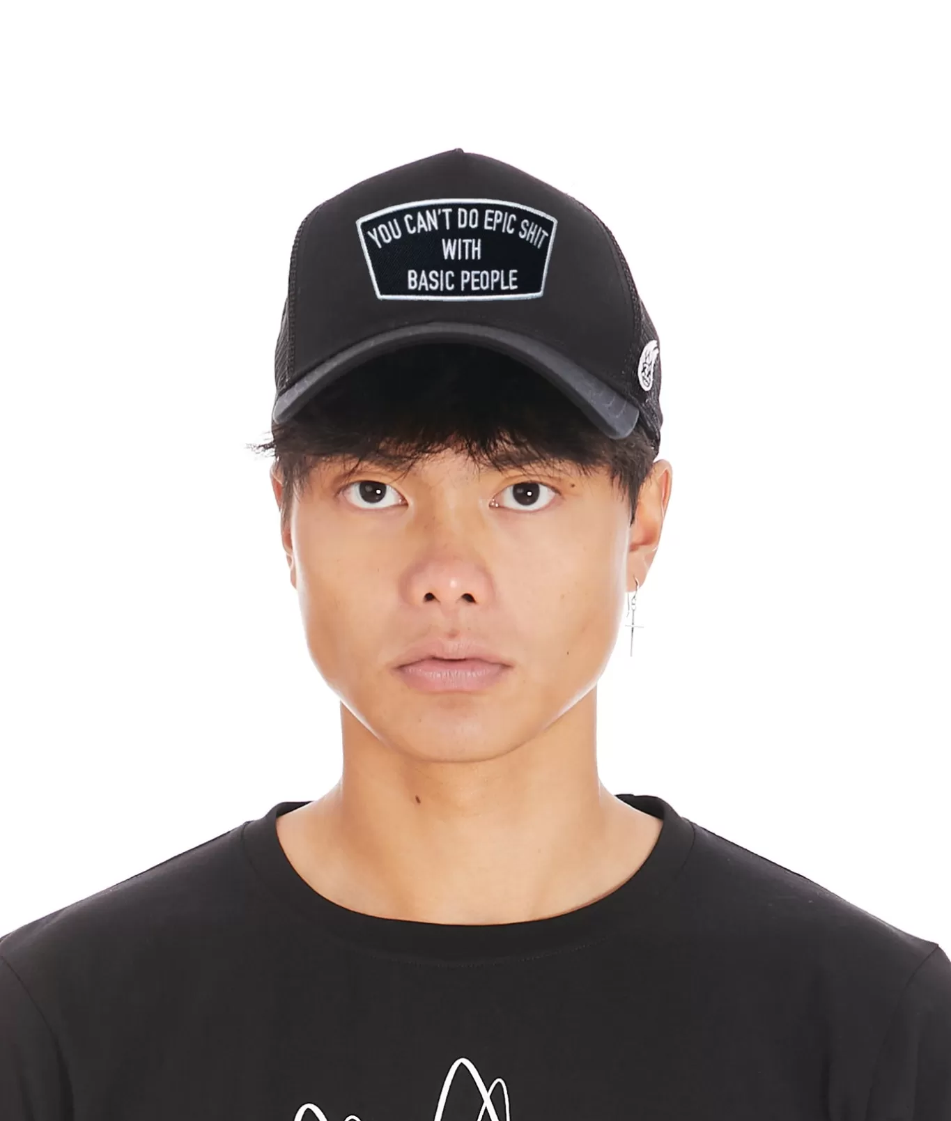 Cult Of Individuality Trucker Hats<EPIC MESH TRUCKER CURVED VISOR CAP IN Black