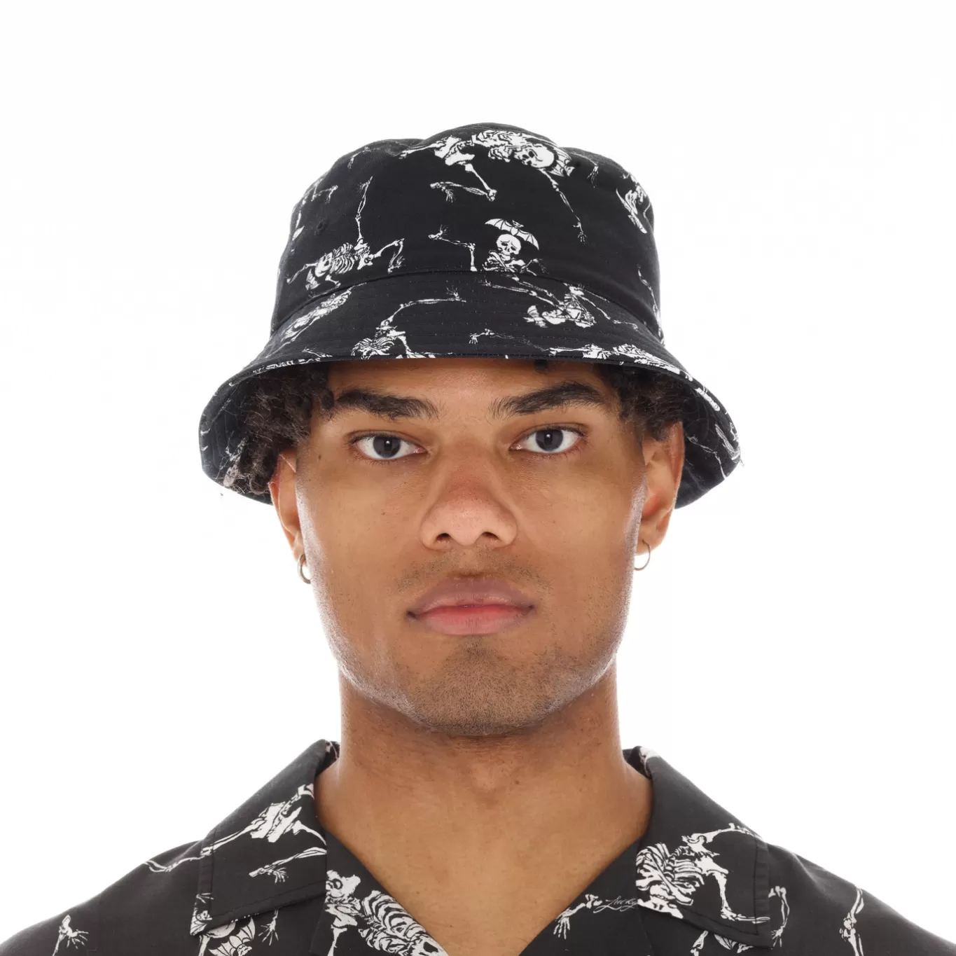 Cult Of Individuality Bucket Hats<LUCKY BASTARD BUCKET HAT IN DANCING SKELETON BLACK