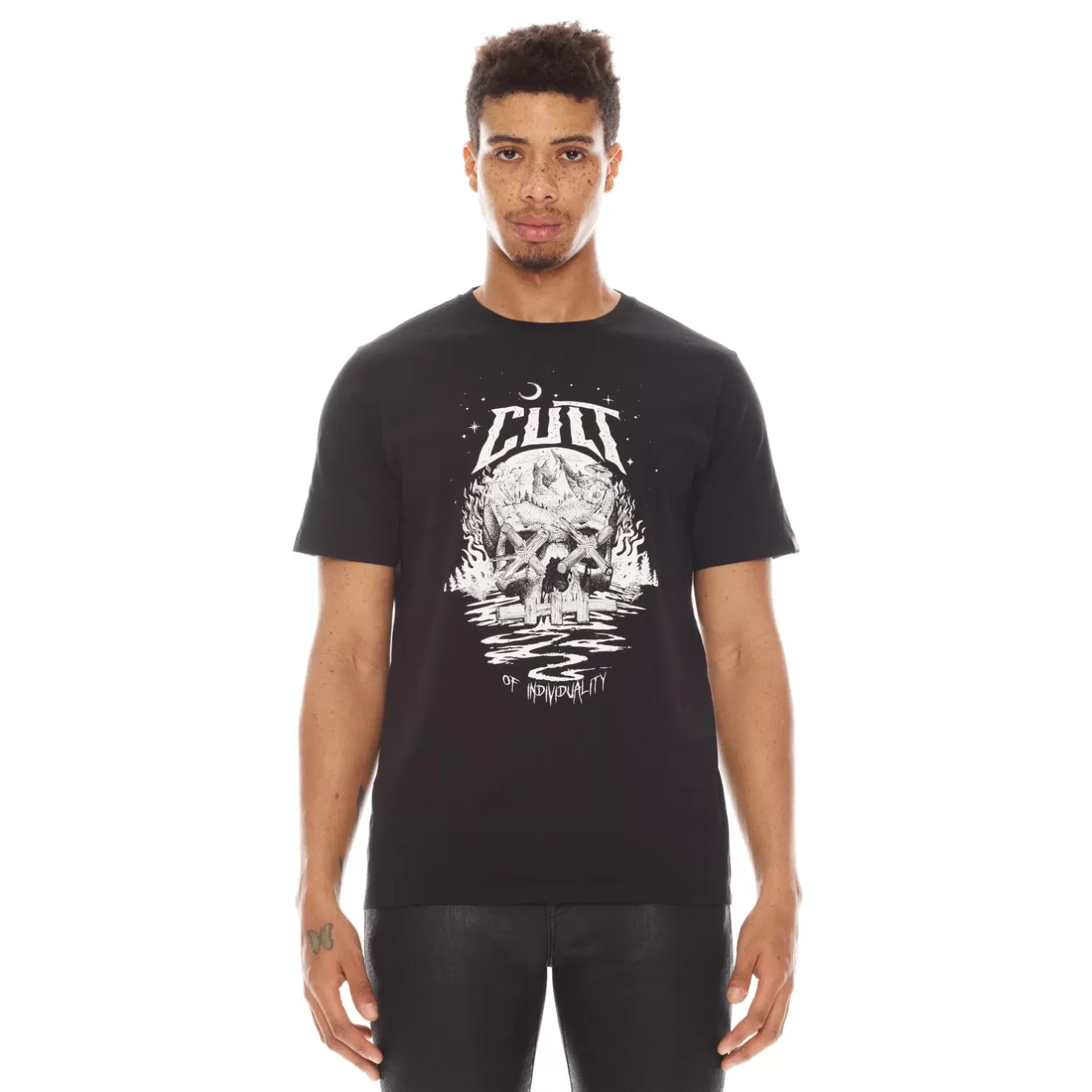 Cult Of Individuality T-Shirts<SHORT SLEEVE CREW NECK TEE 26/1'S "CAMPSITE" IN BLACK