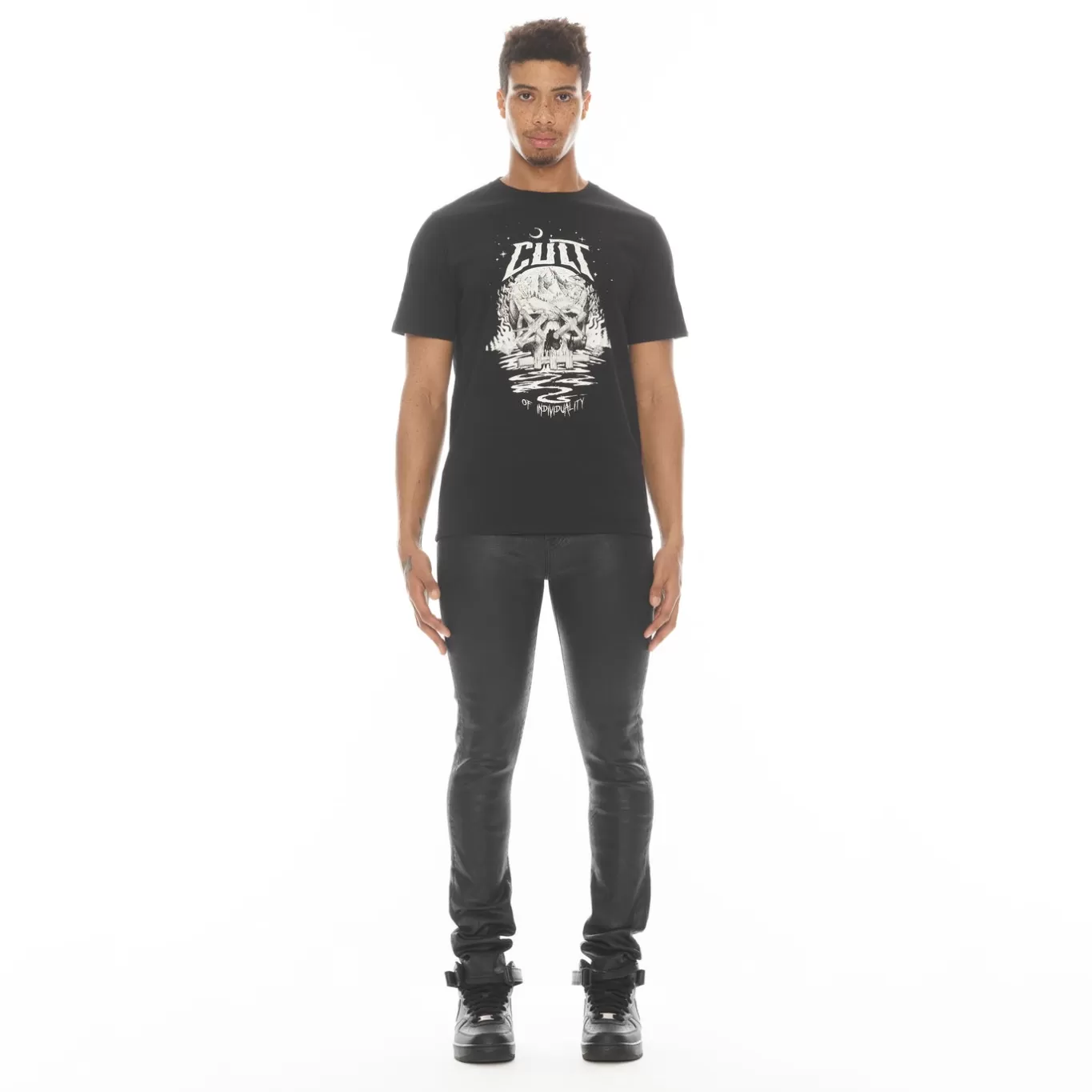 Cult Of Individuality T-Shirts<SHORT SLEEVE CREW NECK TEE 26/1'S "CAMPSITE" IN BLACK